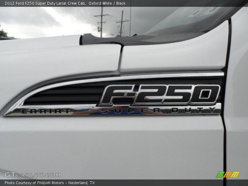 Oxford White / Black 2012 Ford F250 Super Duty Lariat Crew Cab