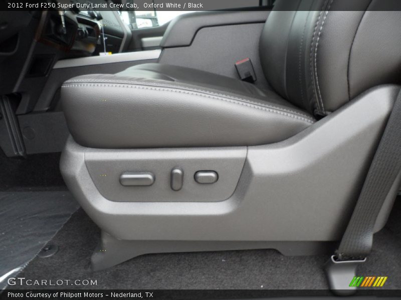 Oxford White / Black 2012 Ford F250 Super Duty Lariat Crew Cab