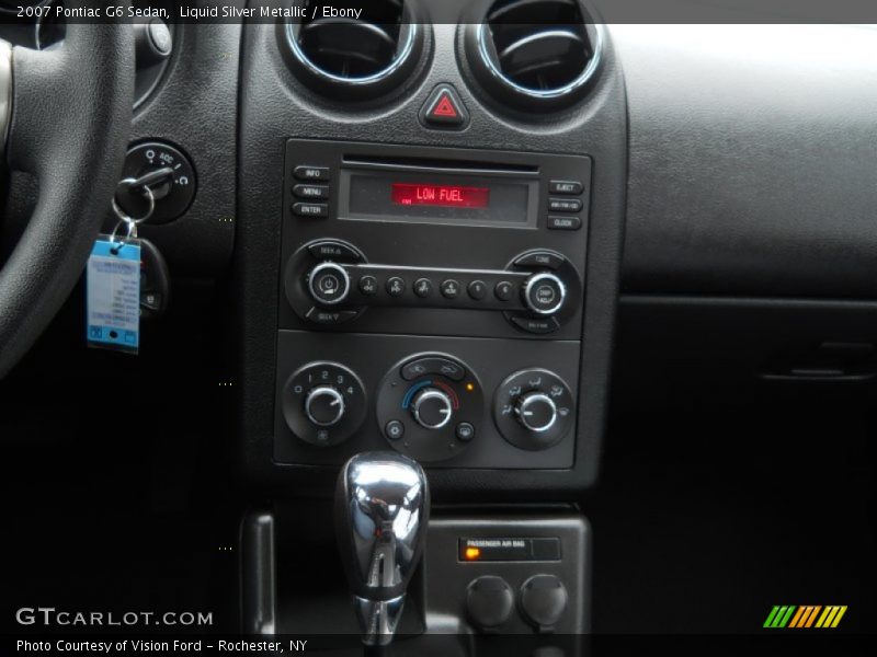 Liquid Silver Metallic / Ebony 2007 Pontiac G6 Sedan