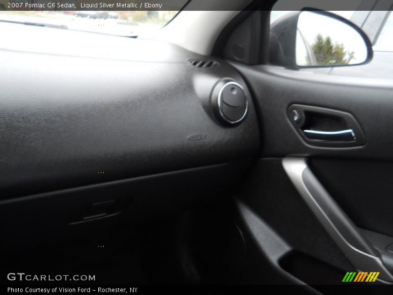 Liquid Silver Metallic / Ebony 2007 Pontiac G6 Sedan