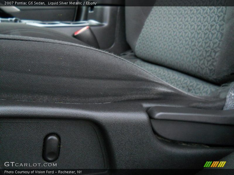 Liquid Silver Metallic / Ebony 2007 Pontiac G6 Sedan