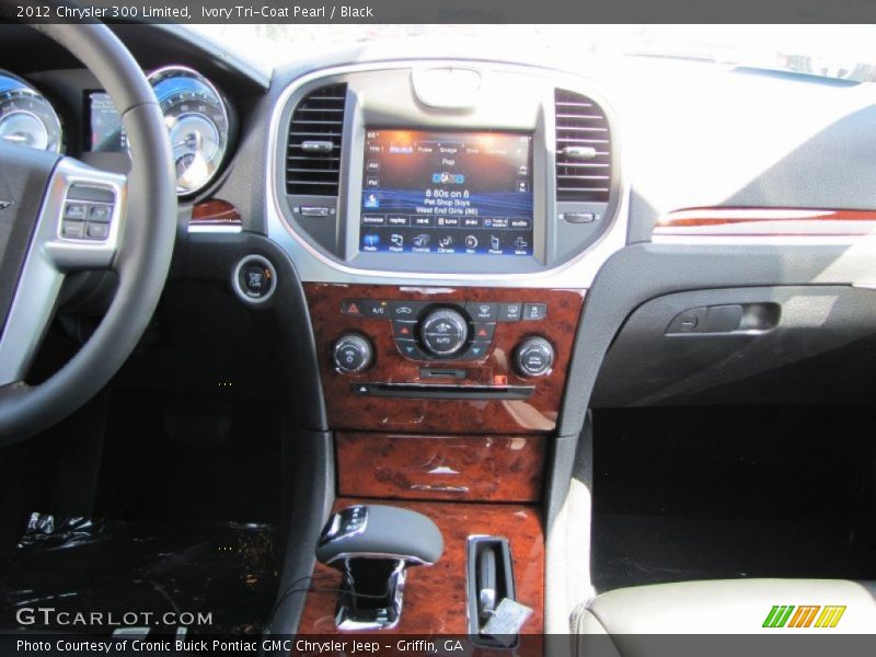 Ivory Tri-Coat Pearl / Black 2012 Chrysler 300 Limited
