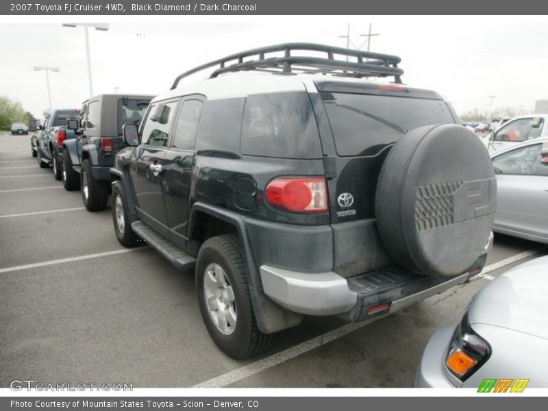Black Diamond / Dark Charcoal 2007 Toyota FJ Cruiser 4WD
