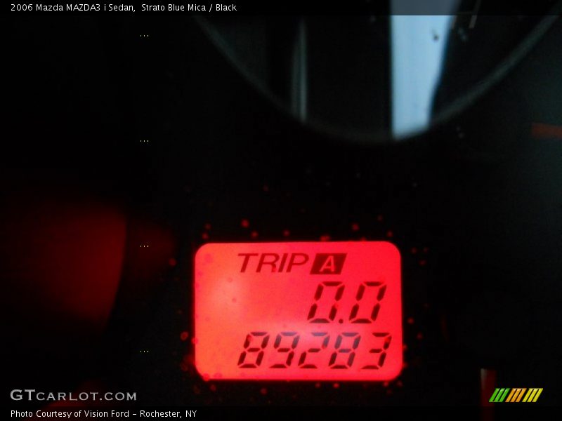 Strato Blue Mica / Black 2006 Mazda MAZDA3 i Sedan