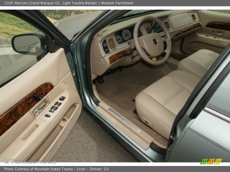 Light Tundra Metallic / Medium Parchment 2005 Mercury Grand Marquis GS