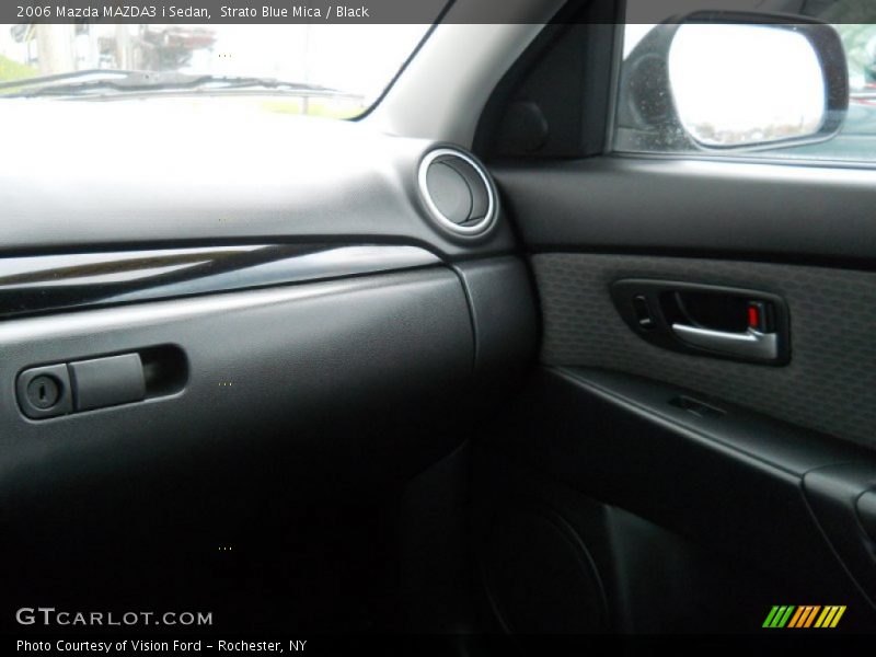Strato Blue Mica / Black 2006 Mazda MAZDA3 i Sedan