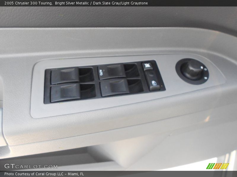 Bright Silver Metallic / Dark Slate Gray/Light Graystone 2005 Chrysler 300 Touring