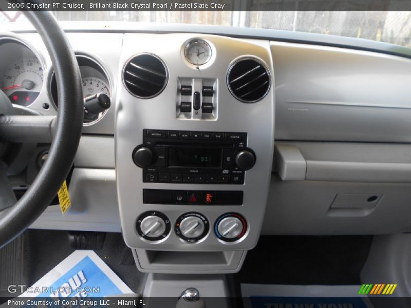 Brilliant Black Crystal Pearl / Pastel Slate Gray 2006 Chrysler PT Cruiser