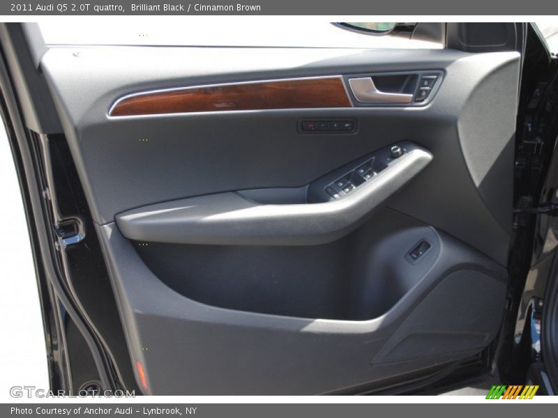 Brilliant Black / Cinnamon Brown 2011 Audi Q5 2.0T quattro
