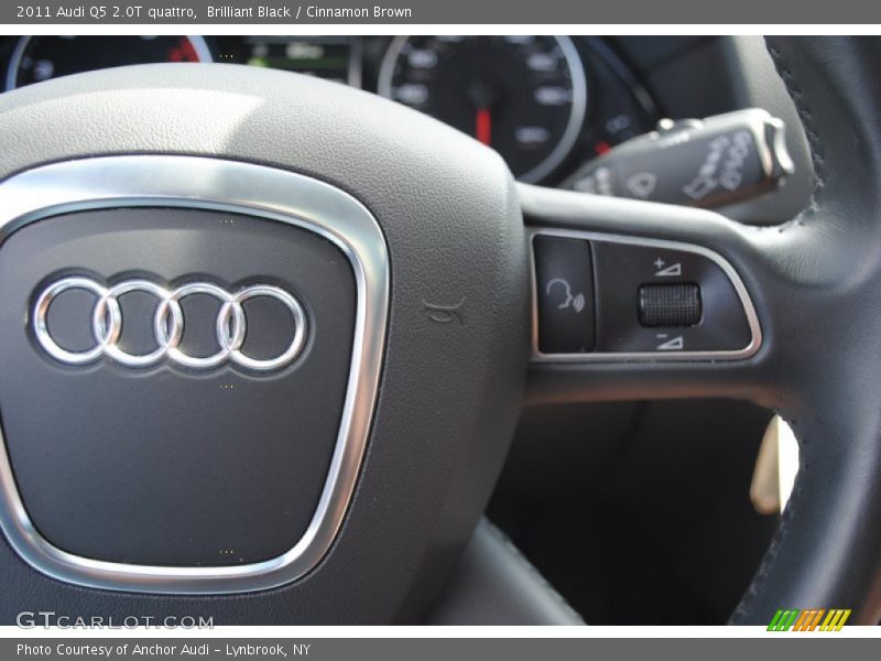 Brilliant Black / Cinnamon Brown 2011 Audi Q5 2.0T quattro