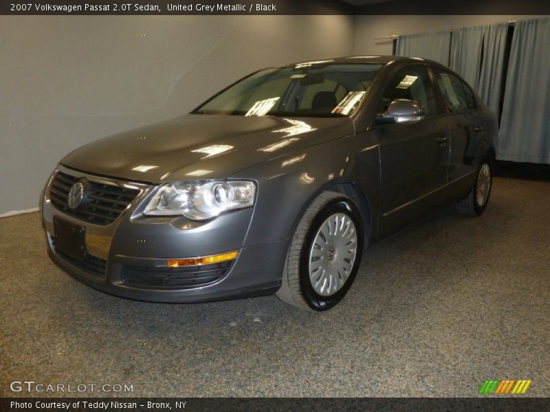 United Grey Metallic / Black 2007 Volkswagen Passat 2.0T Sedan