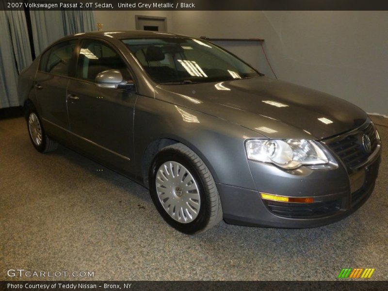 United Grey Metallic / Black 2007 Volkswagen Passat 2.0T Sedan