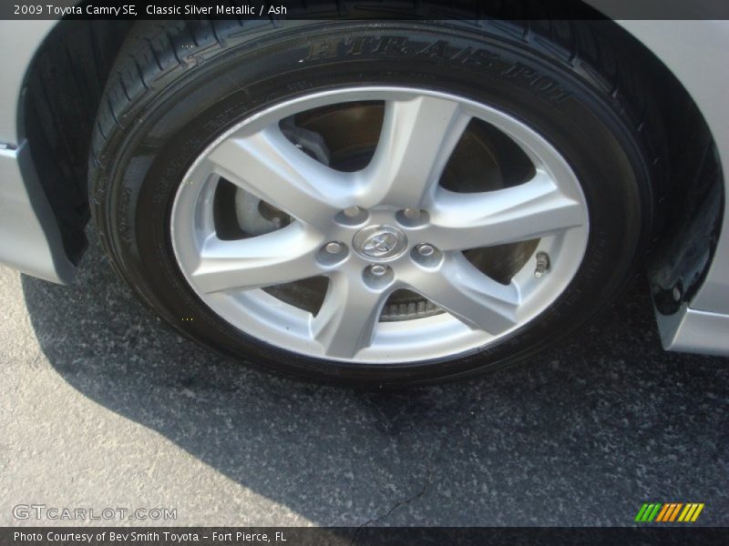 Classic Silver Metallic / Ash 2009 Toyota Camry SE