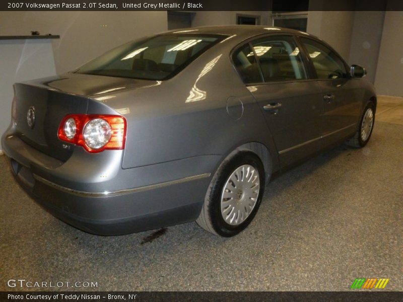 United Grey Metallic / Black 2007 Volkswagen Passat 2.0T Sedan