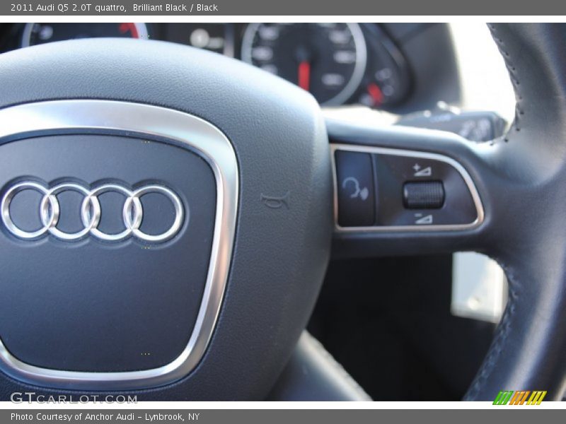 Brilliant Black / Black 2011 Audi Q5 2.0T quattro