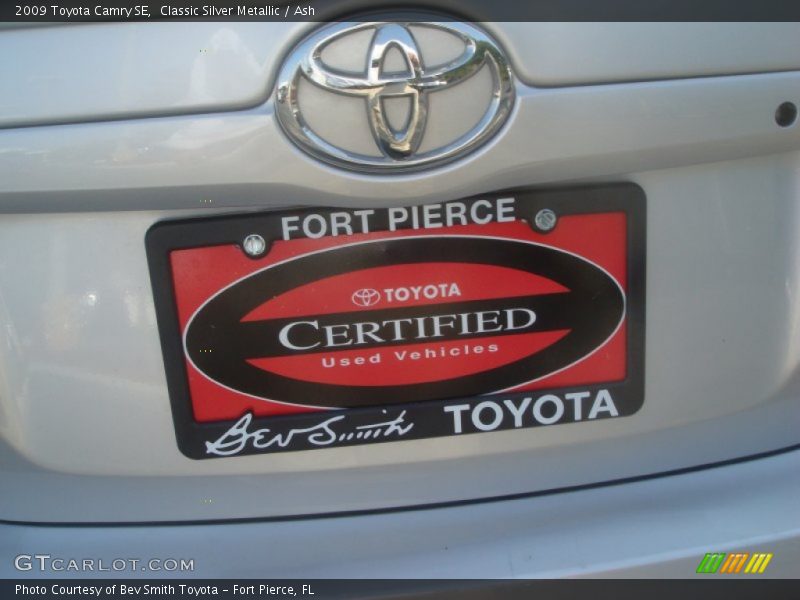 Classic Silver Metallic / Ash 2009 Toyota Camry SE