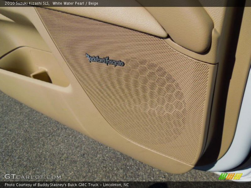 White Water Pearl / Beige 2010 Suzuki Kizashi SLS