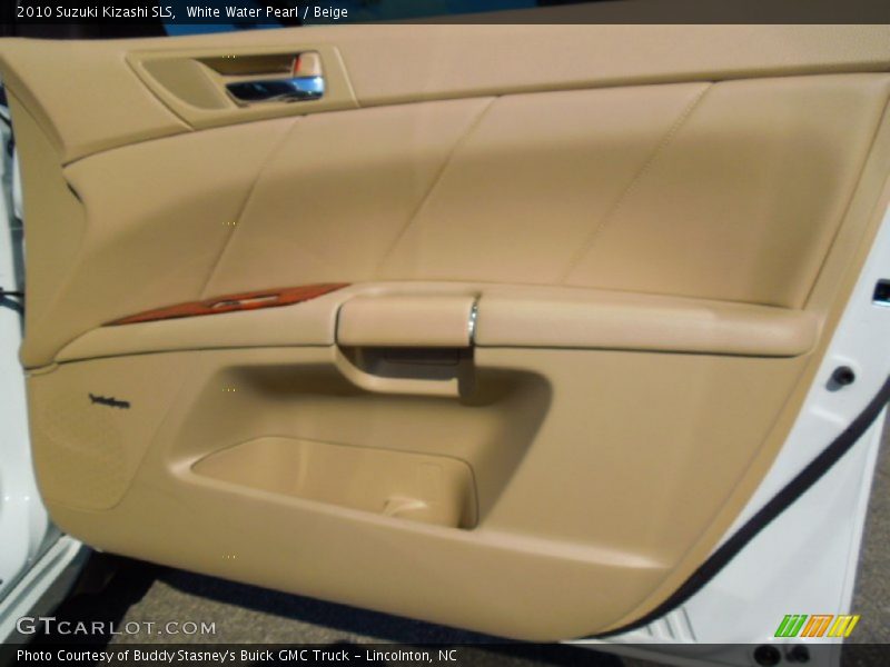 White Water Pearl / Beige 2010 Suzuki Kizashi SLS