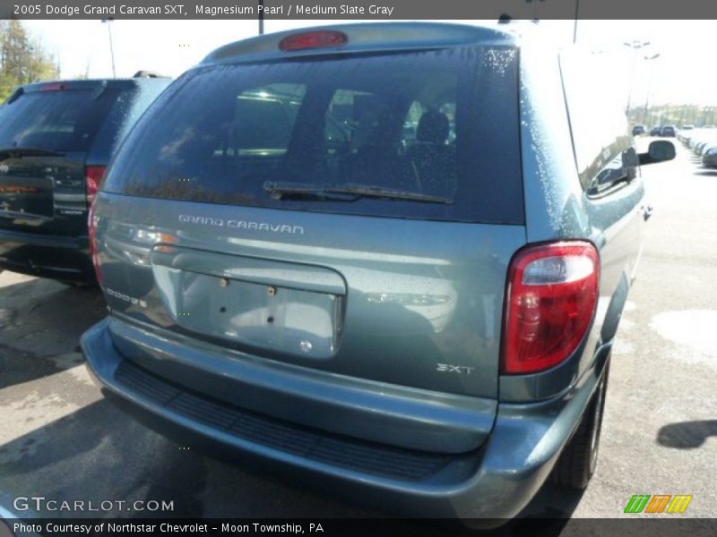 Magnesium Pearl / Medium Slate Gray 2005 Dodge Grand Caravan SXT