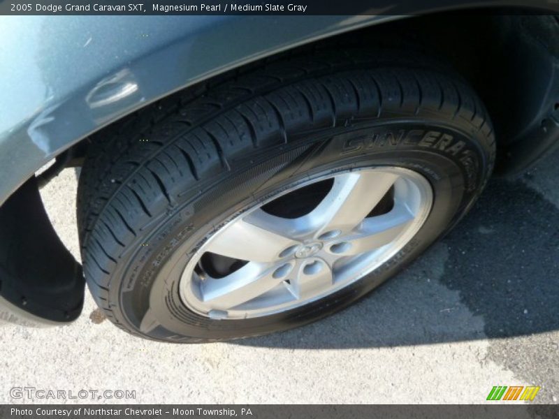 Magnesium Pearl / Medium Slate Gray 2005 Dodge Grand Caravan SXT