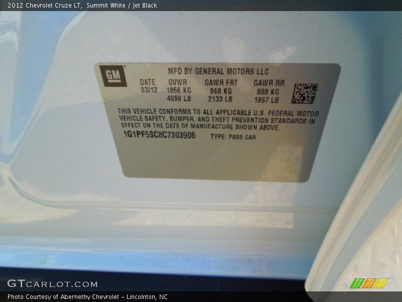 Summit White / Jet Black 2012 Chevrolet Cruze LT
