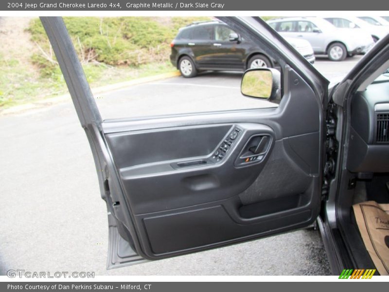 Graphite Metallic / Dark Slate Gray 2004 Jeep Grand Cherokee Laredo 4x4