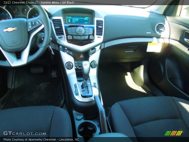 Summit White / Jet Black 2012 Chevrolet Cruze LT
