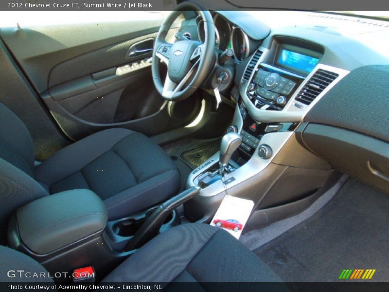 Summit White / Jet Black 2012 Chevrolet Cruze LT
