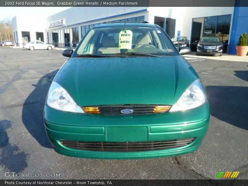 Grabber Green Metallic / Medium Parchment 2002 Ford Focus SE Wagon