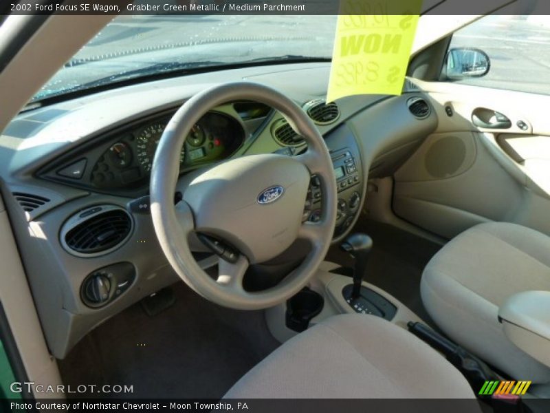 Grabber Green Metallic / Medium Parchment 2002 Ford Focus SE Wagon