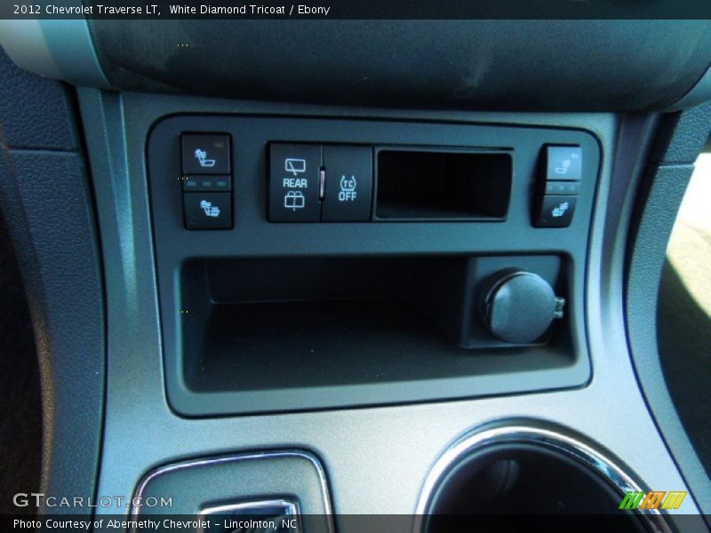 White Diamond Tricoat / Ebony 2012 Chevrolet Traverse LT