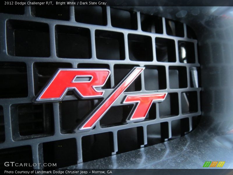Bright White / Dark Slate Gray 2012 Dodge Challenger R/T