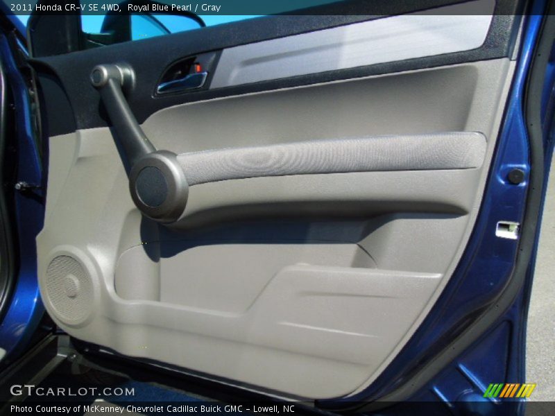 Royal Blue Pearl / Gray 2011 Honda CR-V SE 4WD