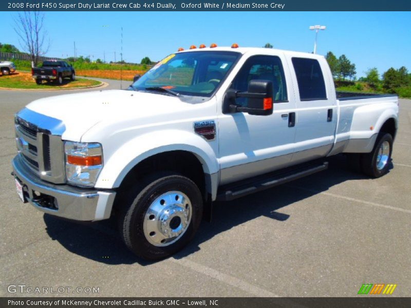 Front 3/4 View of 2008 F450 Super Duty Lariat Crew Cab 4x4 Dually
