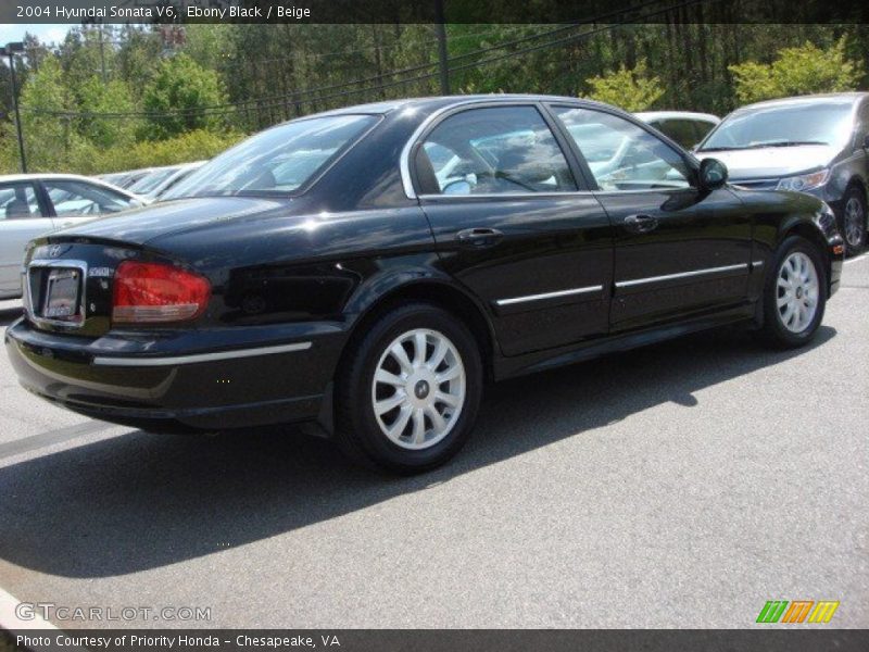 Ebony Black / Beige 2004 Hyundai Sonata V6