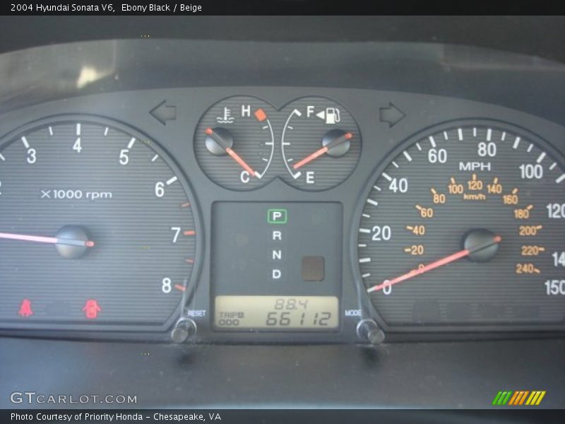 Ebony Black / Beige 2004 Hyundai Sonata V6