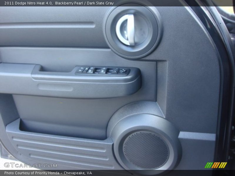 Blackberry Pearl / Dark Slate Gray 2011 Dodge Nitro Heat 4.0