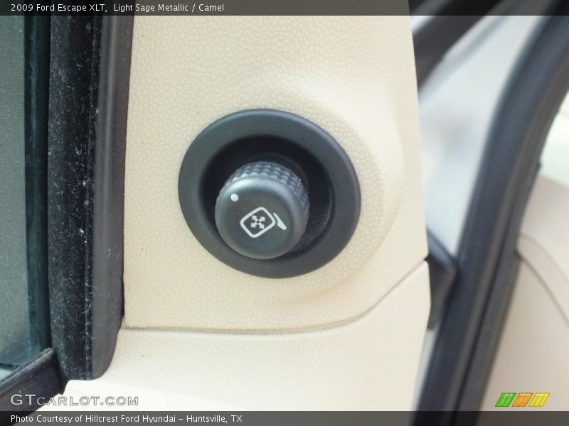 Light Sage Metallic / Camel 2009 Ford Escape XLT