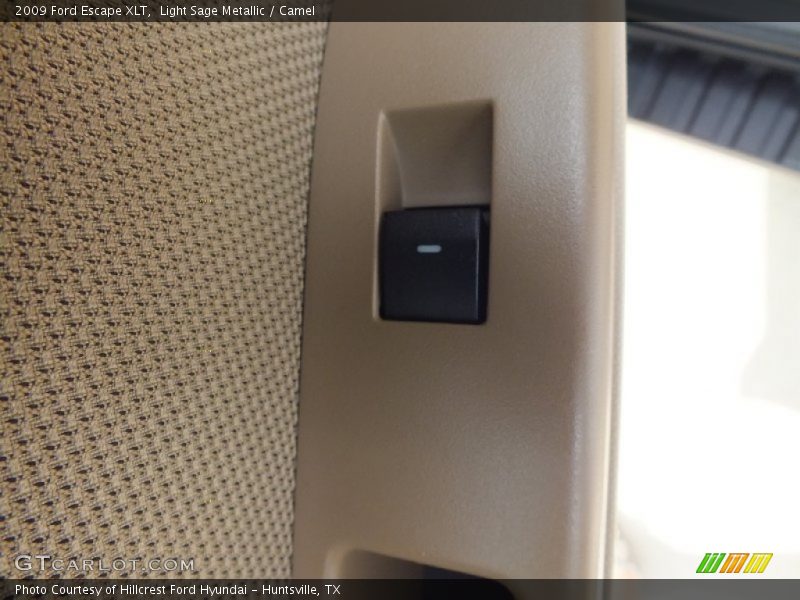 Light Sage Metallic / Camel 2009 Ford Escape XLT