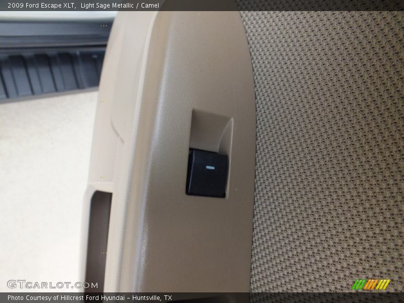 Light Sage Metallic / Camel 2009 Ford Escape XLT