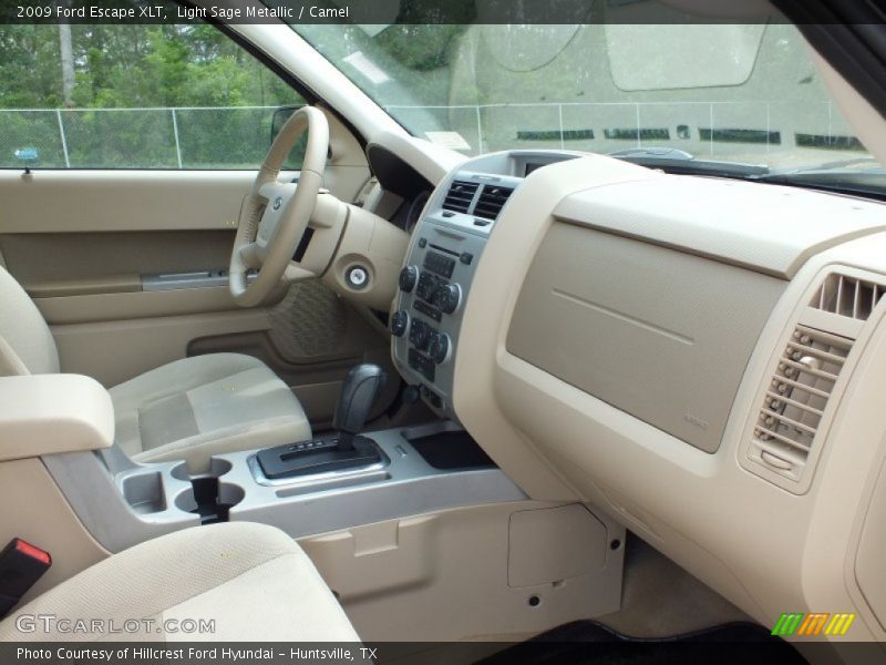 Light Sage Metallic / Camel 2009 Ford Escape XLT
