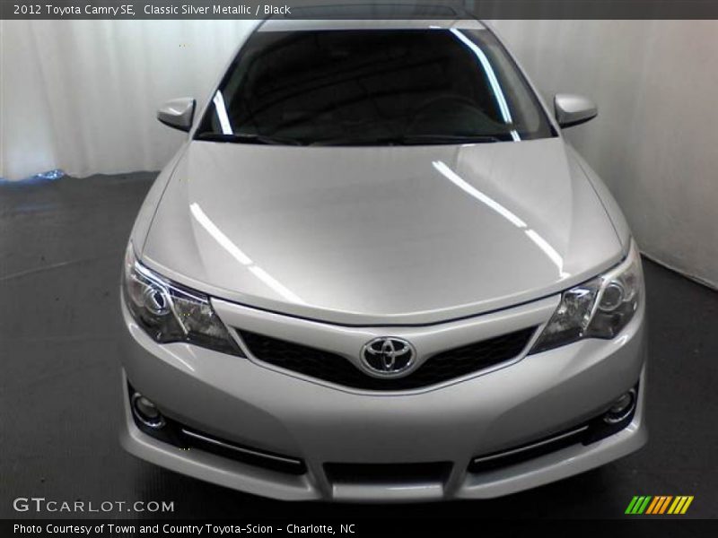 Classic Silver Metallic / Black 2012 Toyota Camry SE