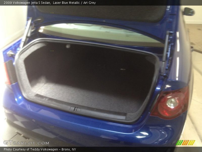 Laser Blue Metallic / Art Grey 2009 Volkswagen Jetta S Sedan