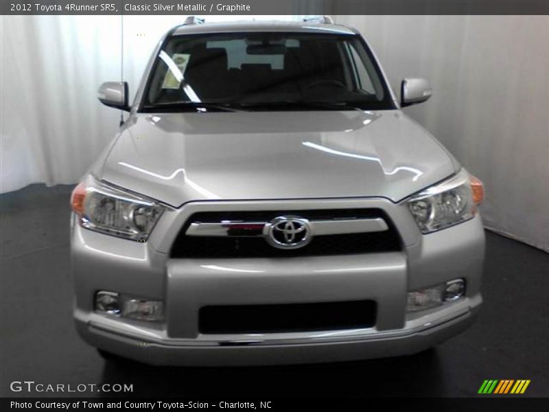 Classic Silver Metallic / Graphite 2012 Toyota 4Runner SR5