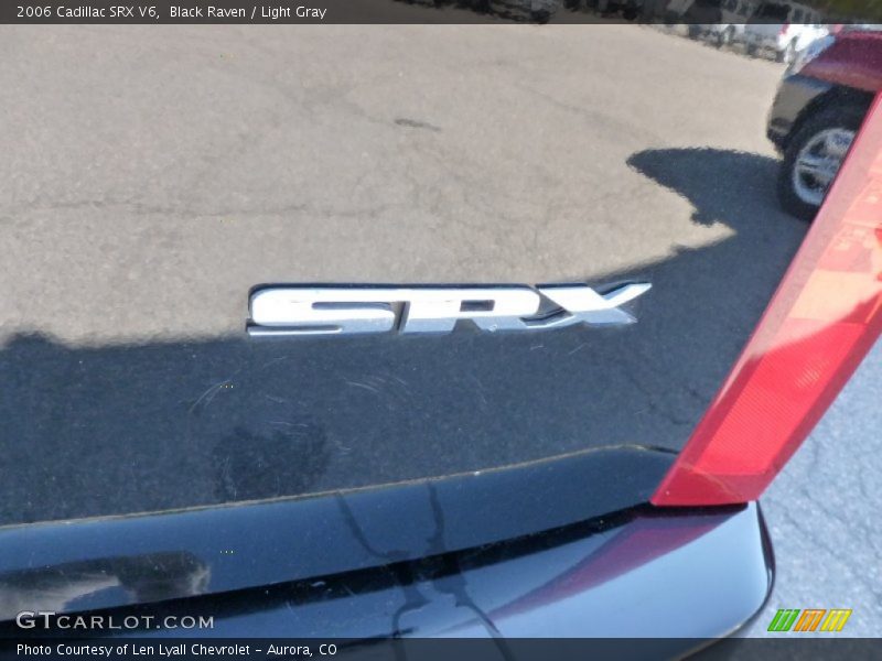 Black Raven / Light Gray 2006 Cadillac SRX V6