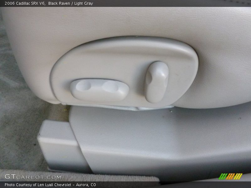 Black Raven / Light Gray 2006 Cadillac SRX V6