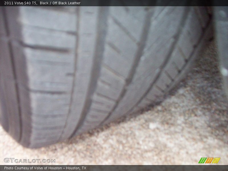 Black / Off Black Leather 2011 Volvo S40 T5