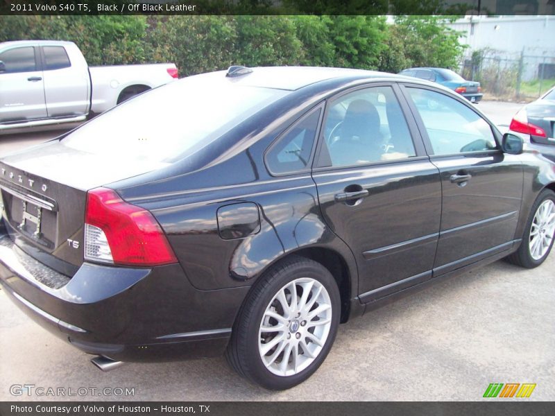 Black / Off Black Leather 2011 Volvo S40 T5