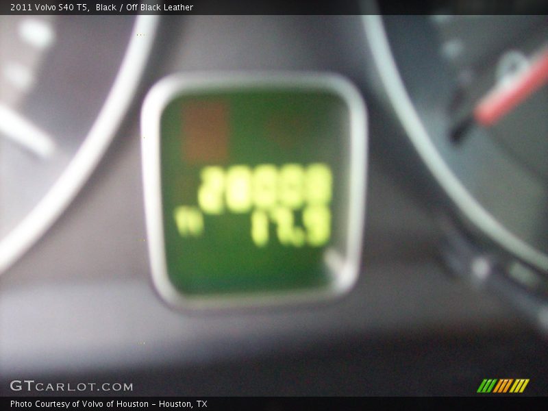 Black / Off Black Leather 2011 Volvo S40 T5