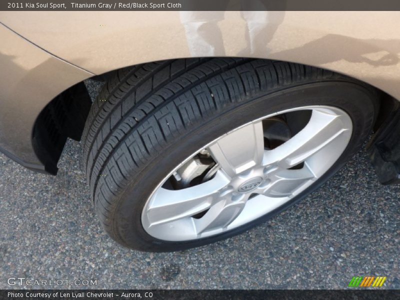 Titanium Gray / Red/Black Sport Cloth 2011 Kia Soul Sport